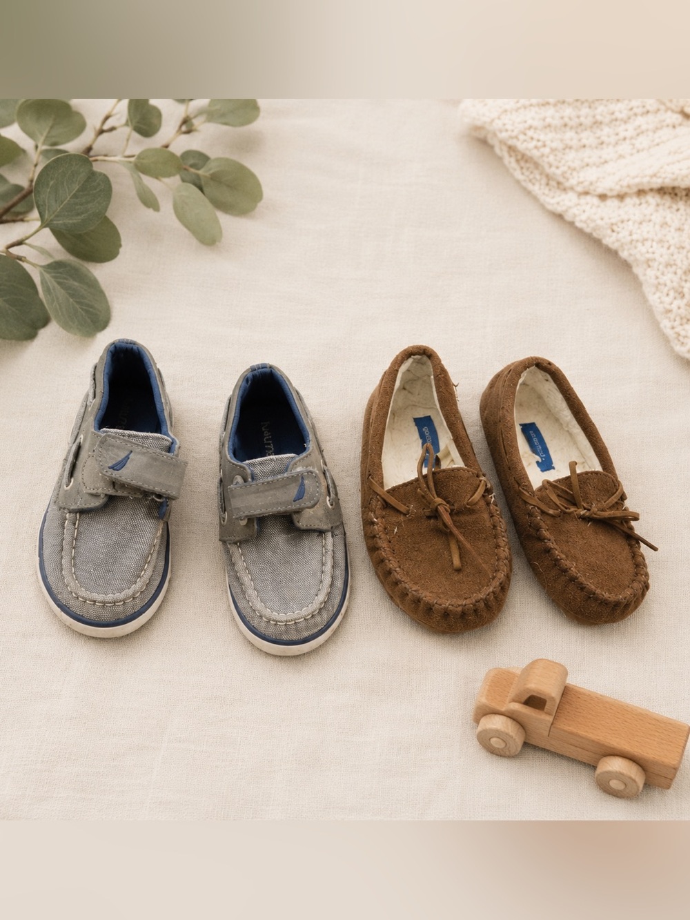 Nautica Toddler Boat Shoes Gray Blue Hook Loop Size 9 + Moccasins Lot